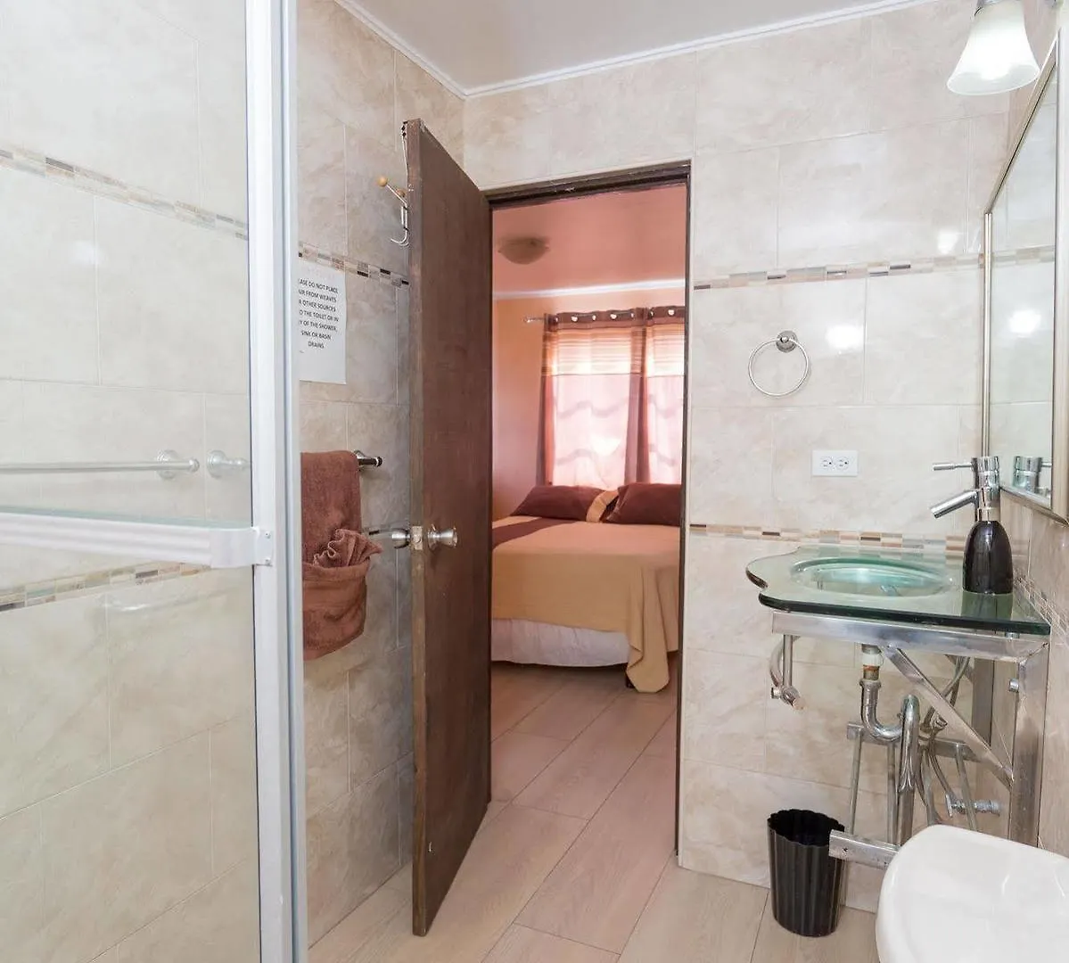New Kingston Guest Apartments II ג'מייקה