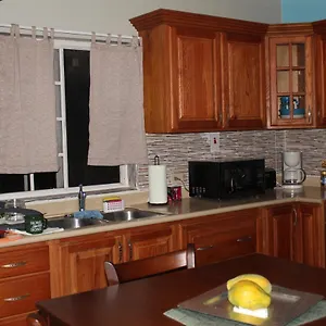 The Artist Place Kensington 1Br New Kingston Kingston